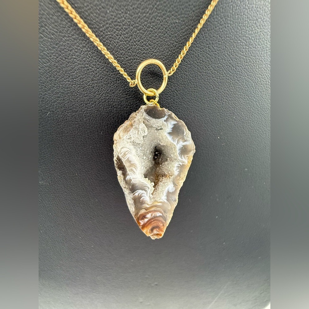 Raw Agate Geode Slice Necklace Druzy Crystal Pendant Natural Stone Boho Jewelry